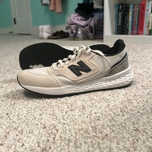 Cream new balance 574